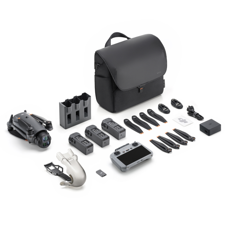 DJI Mavic 4 Pro Fly More Combo RC 2